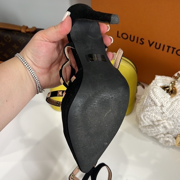 Black Suede Studded Pumps - Picture 13 of 17